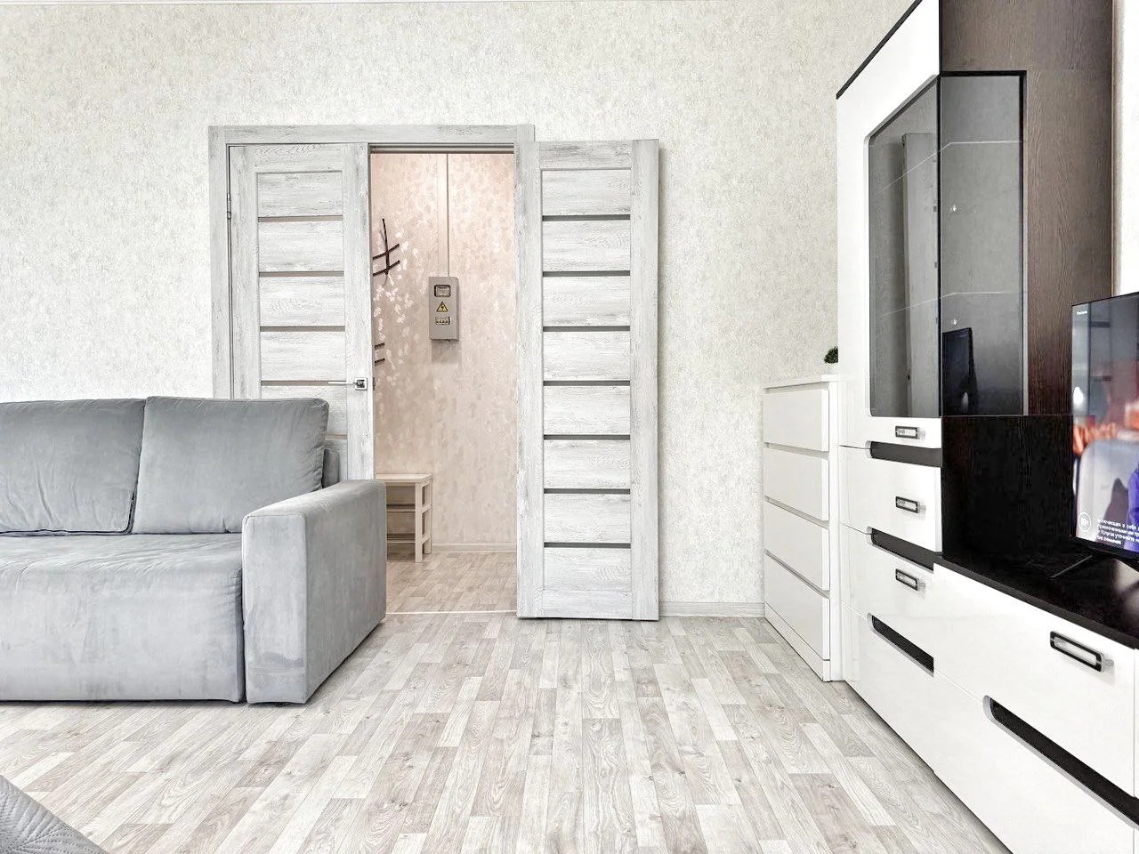 Аренда просторной 1-к квартиры в Челябинске на Тополиной аллее рядом с ЛА «Трактор» посуточно 6