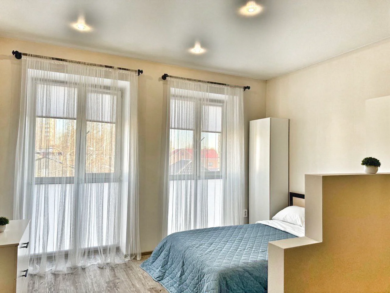 Снять уютную студию в Челябинске у арены «Трактор» и ТРК «Космос» посуточно 3