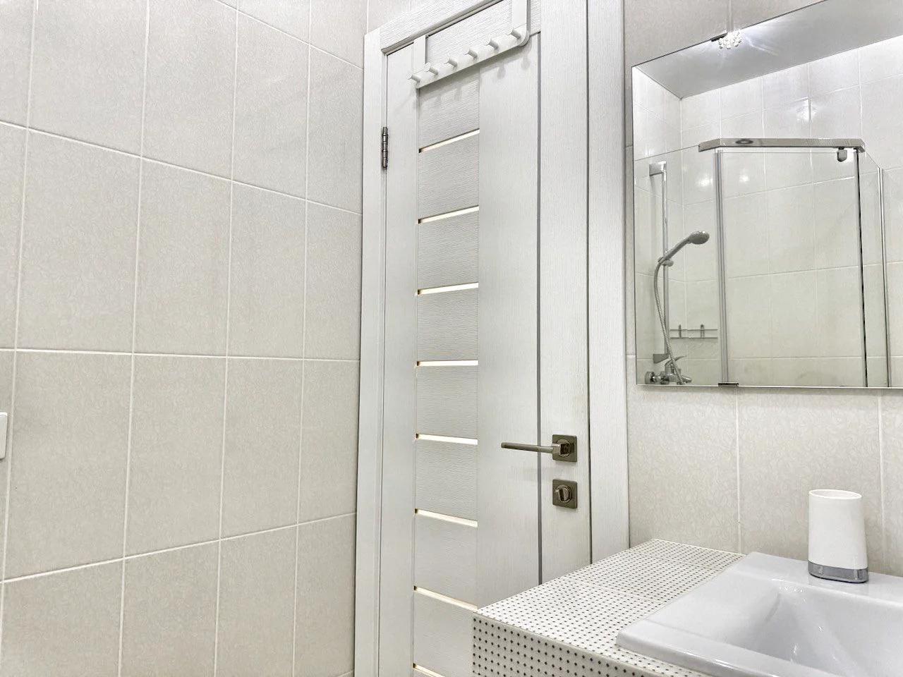 Снять уютную студию в Челябинске у арены «Трактор» и ТРК «Космос» посуточно 18