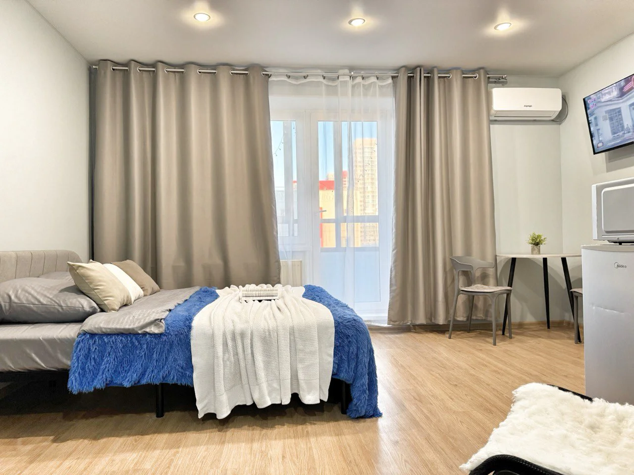 🏢 Снять премиум-апартаменты в ЖК «Манхэттен» у парка Гагарина и ТРК «Родник» посуточно