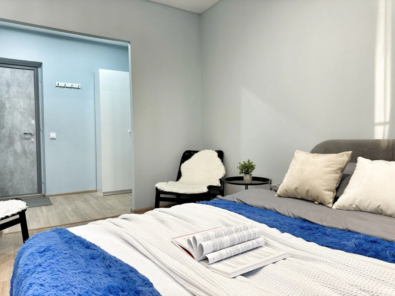 🏢 Снять премиум-апартаменты в ЖК «Манхэттен» у парка Гагарина и ТРК «Родник» посуточно 3