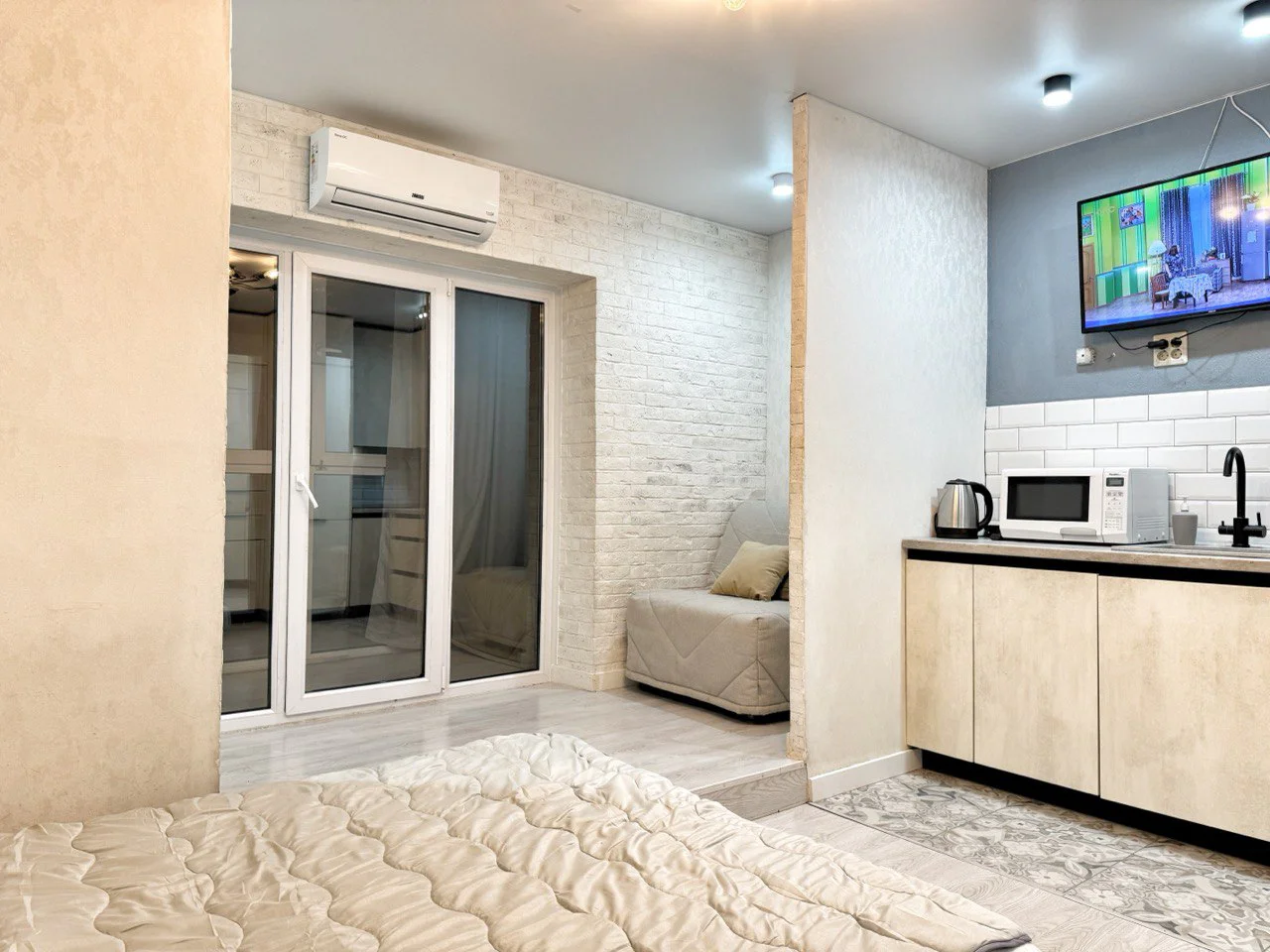 🏢 Снять современную студию в центре (ЖК EVO-PARK) у ЖД Вокзала посуточно 8