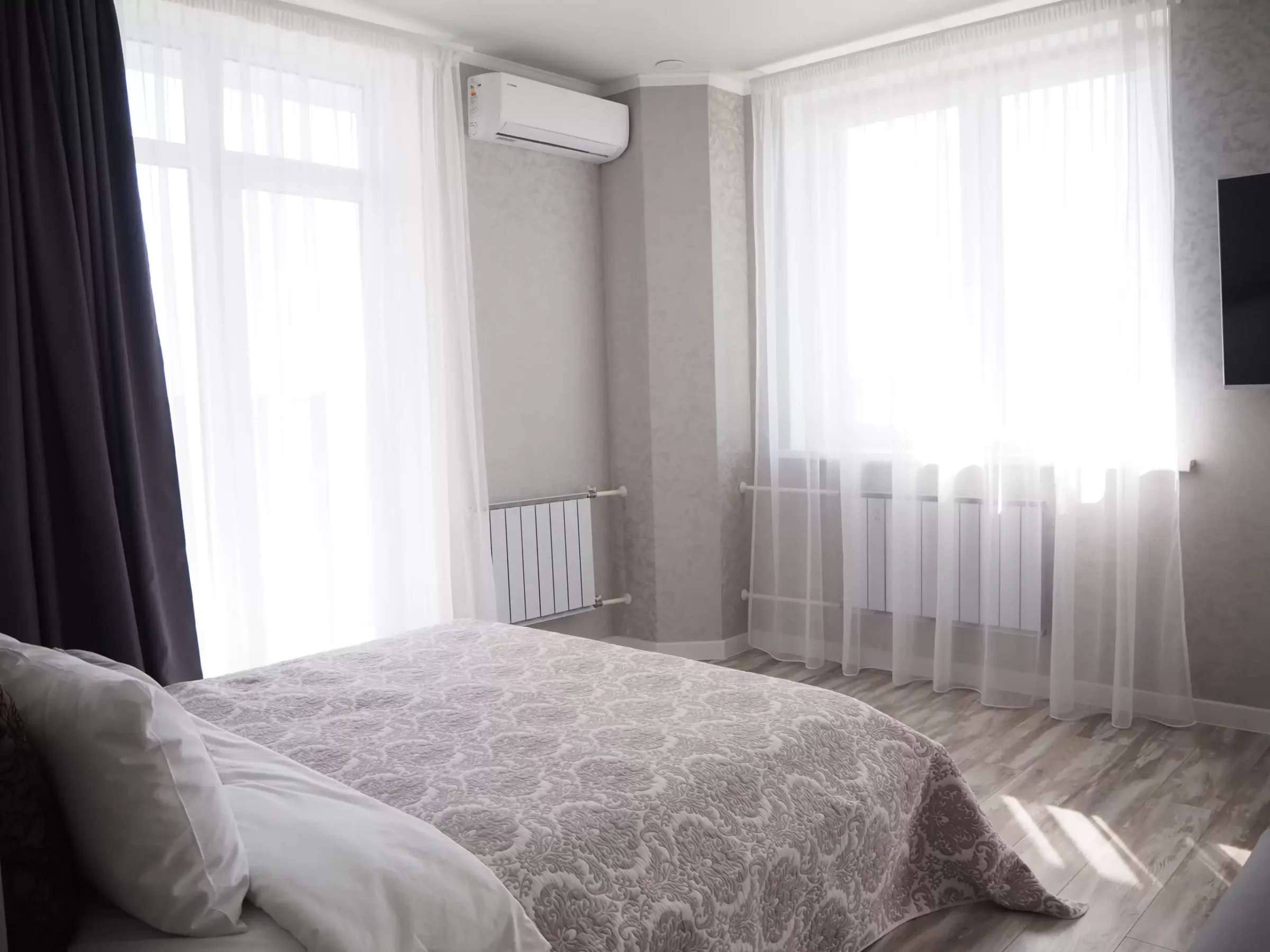 🏢 Снять квартиру-студию у ТРК «Алмаз» и БЦ «Аврора» посуточно 7