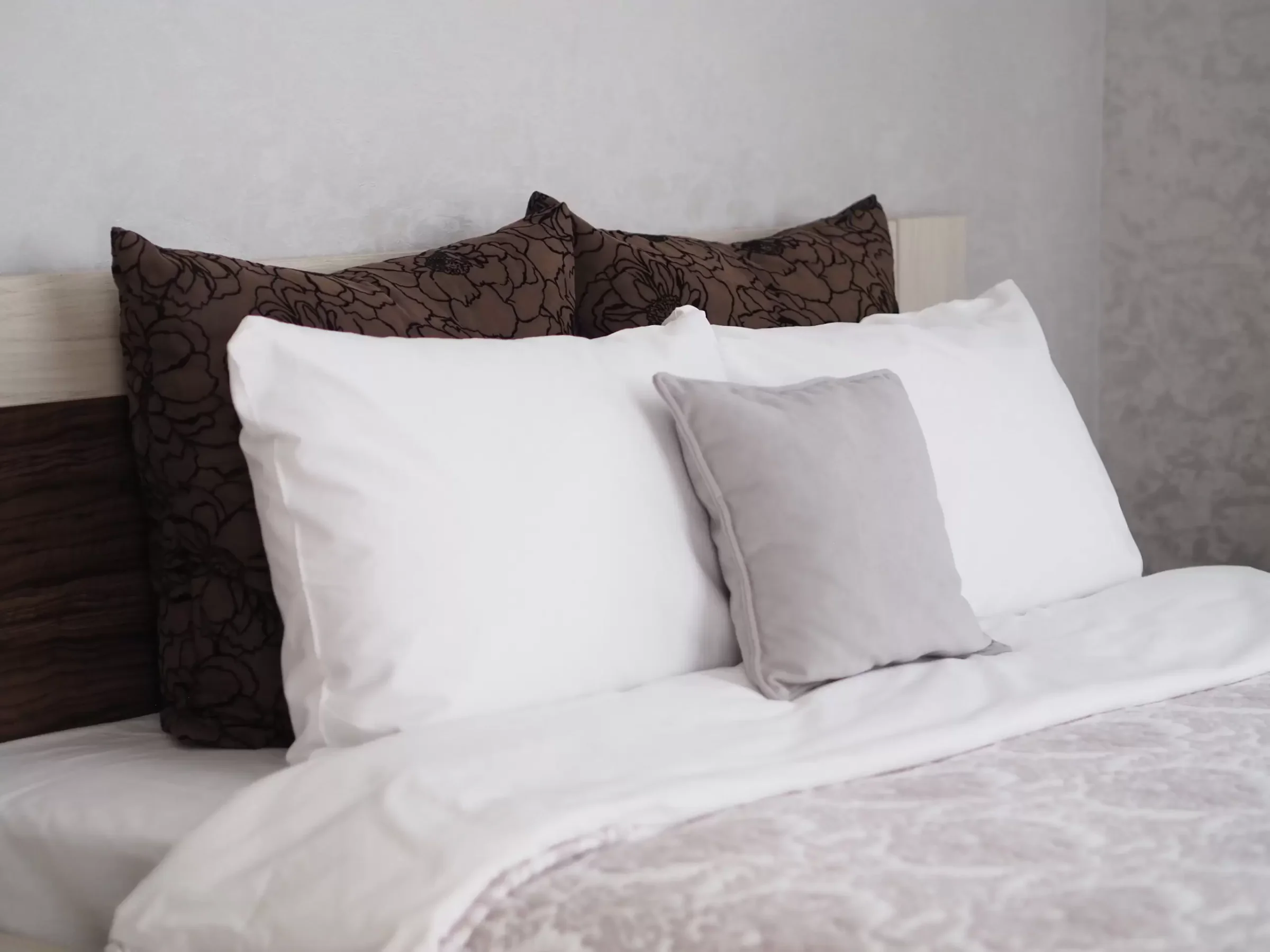 🏢 Снять квартиру-студию у ТРК «Алмаз» и БЦ «Аврора» посуточно 9