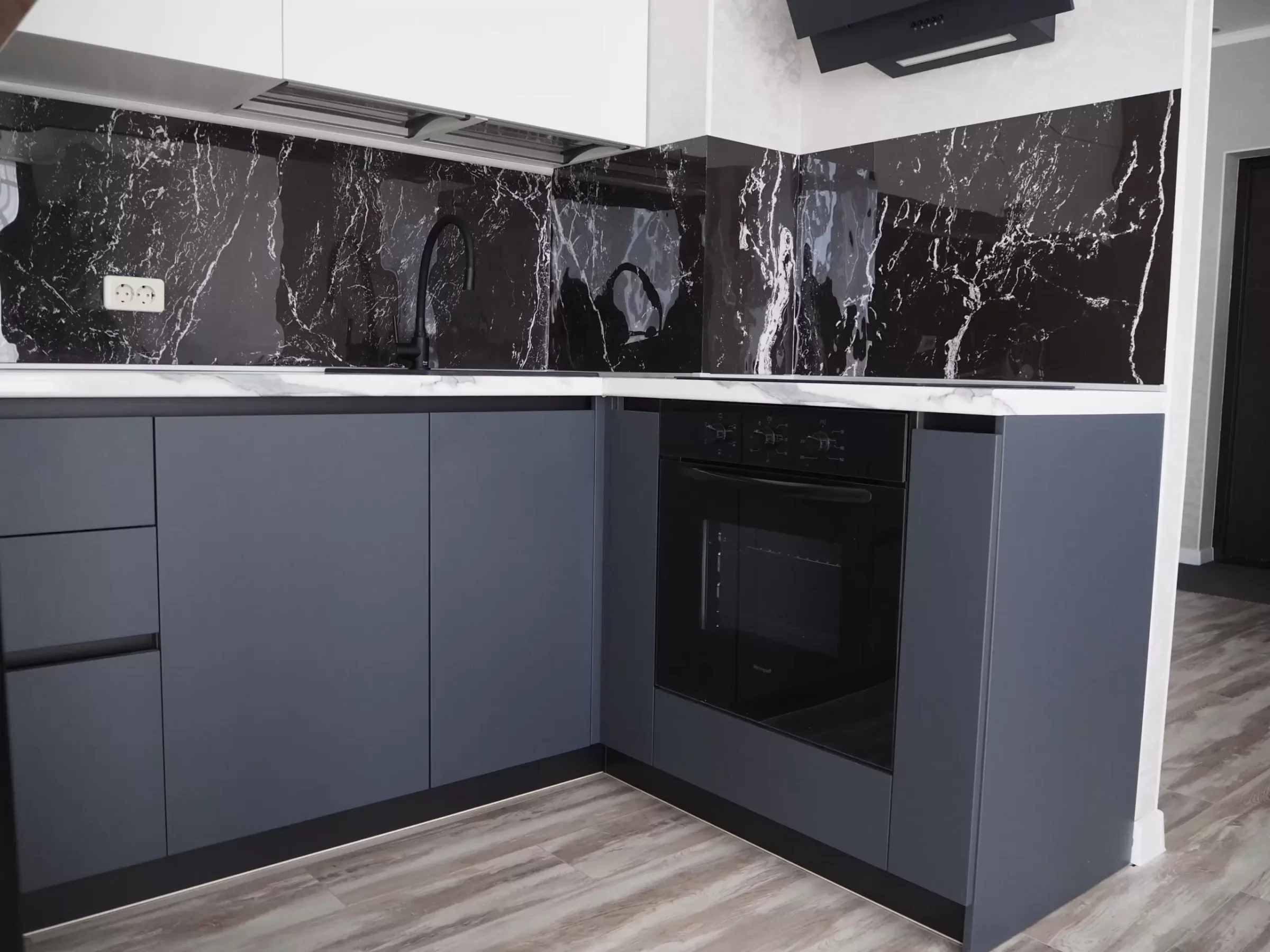 🏢 Снять квартиру-студию у ТРК «Алмаз» и БЦ «Аврора» посуточно 18