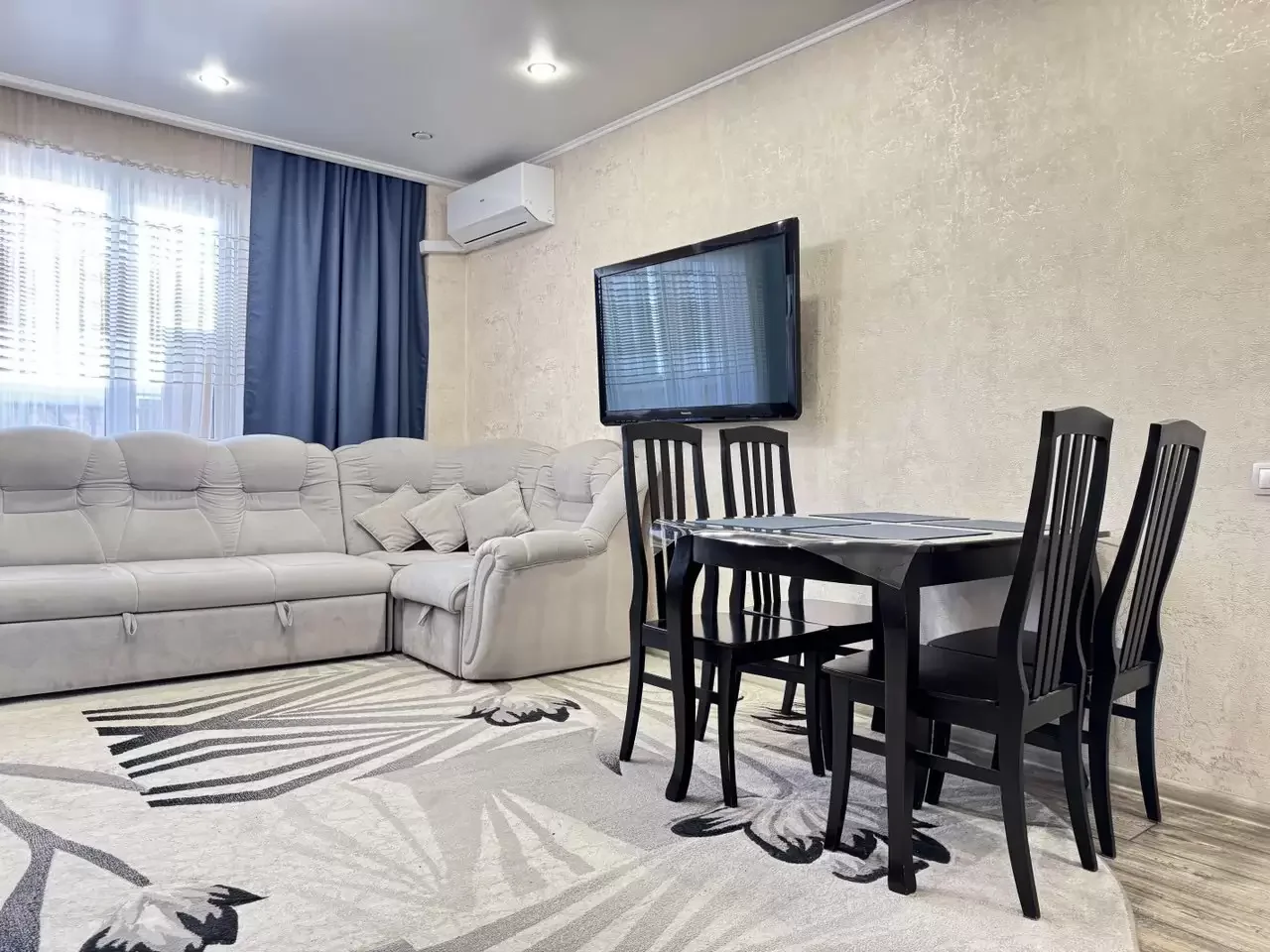 🏢 Снять стильную 2-к квартиру (евродвушку) в ЖК «Академ Riverside» посуточно 2