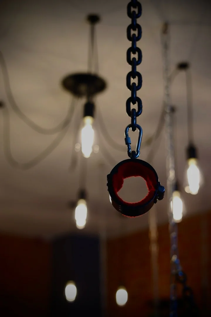 Снять тематическую студию «50 оттенков» в центре Челябинска посуточно 11