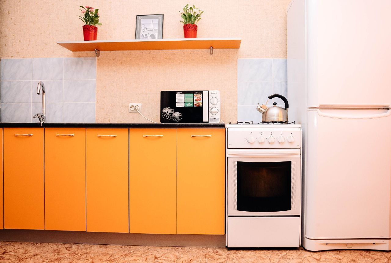 Домашний очаг на Артема 64 3