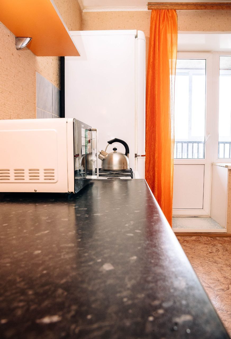 Домашний очаг на Артема 64 10