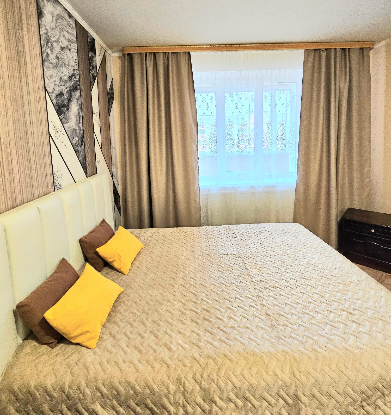 Снять квартиру посуточно в Стерлитамаке на Артема 100 2