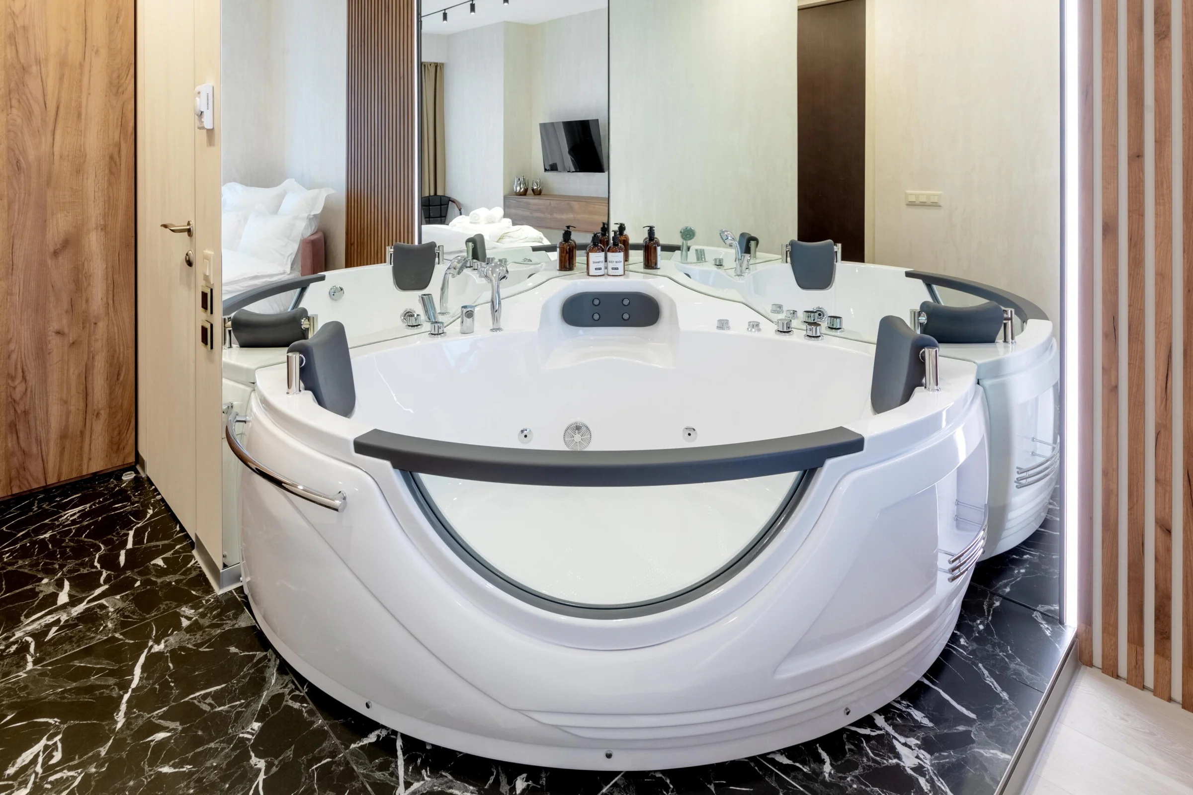 🏙 Снять квартиру в Москва-Сити посуточно — Башня ОКО с джакузи 3