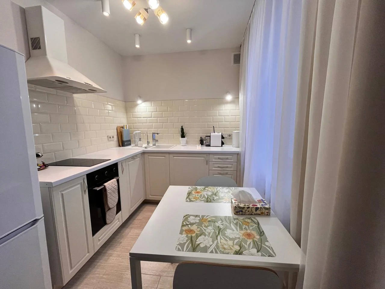 Аренда студии на Варшавском шоссе 18к1 — снять квартиру посуточно у МЦК Верхние Котлы 2