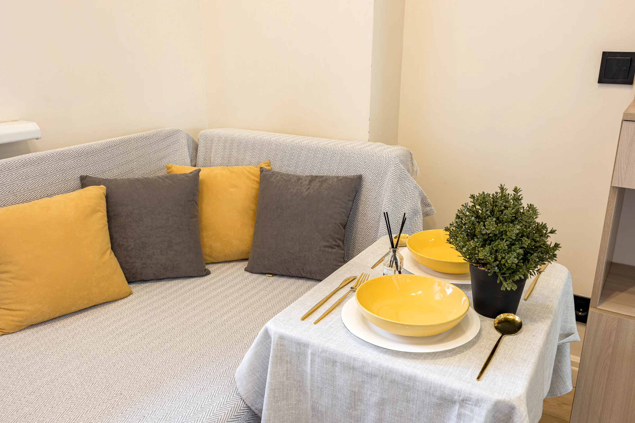 Снять квартиру посуточно рядом с метро в Москве, Черемушки 16