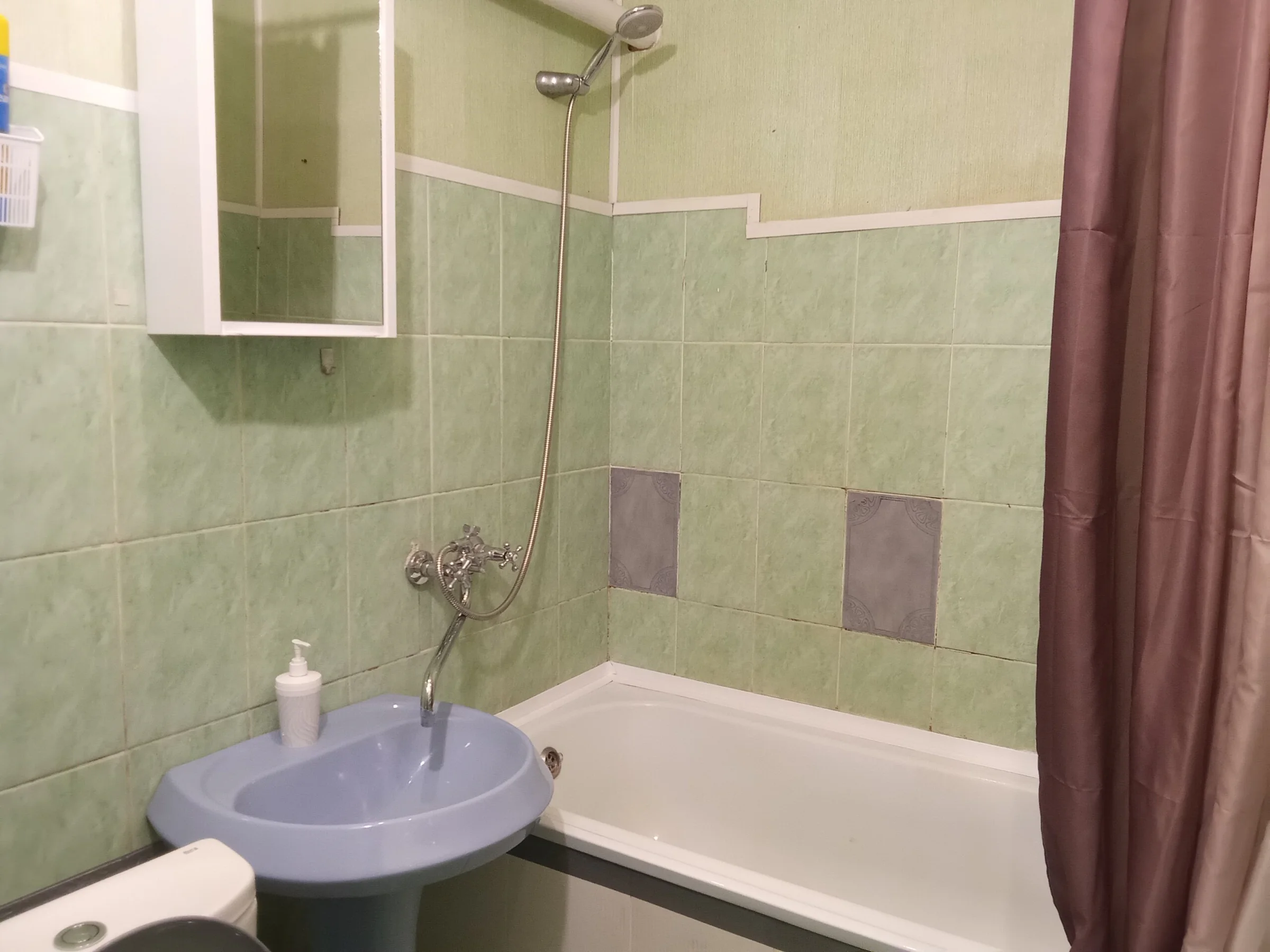 Аренда посуточно 2-к квартиры в Мытищах у театра ФЭСТ (ул. Щербакова 1) 10