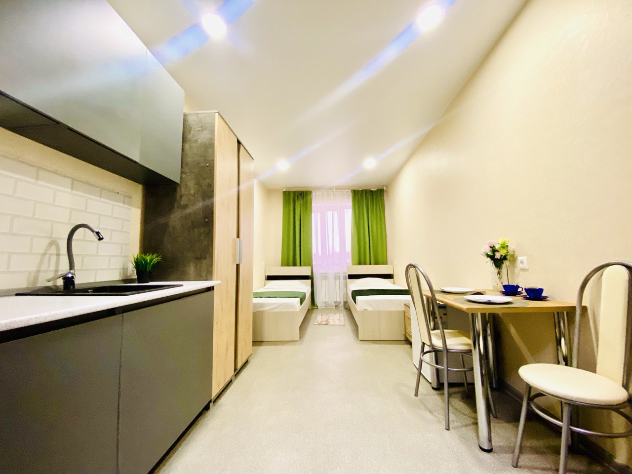 Снять студию в Ноябрьске у сквера Геологов и ТЦ «Арктика» посуточно 2