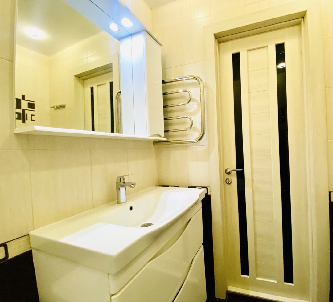 Снять 1-комнатную квартиру в Ноябрьске у площади Памяти и СК «Зенит» посуточно 10