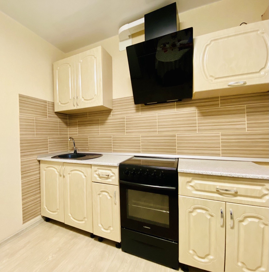 Снять 1-комнатную квартиру в Ноябрьске у площади Памяти и СК «Зенит» посуточно 11