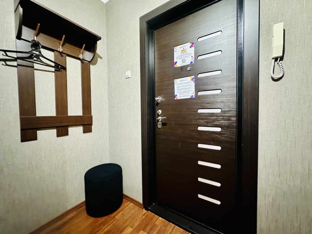 Снять квартиру на сутки, почасово в центре г. Ноябрьск 9