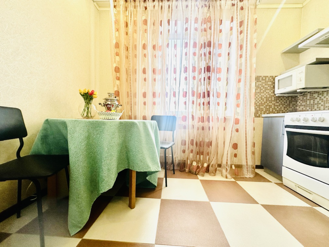 Снять квартиру в г.Ноябрьске на Ленина 50 5