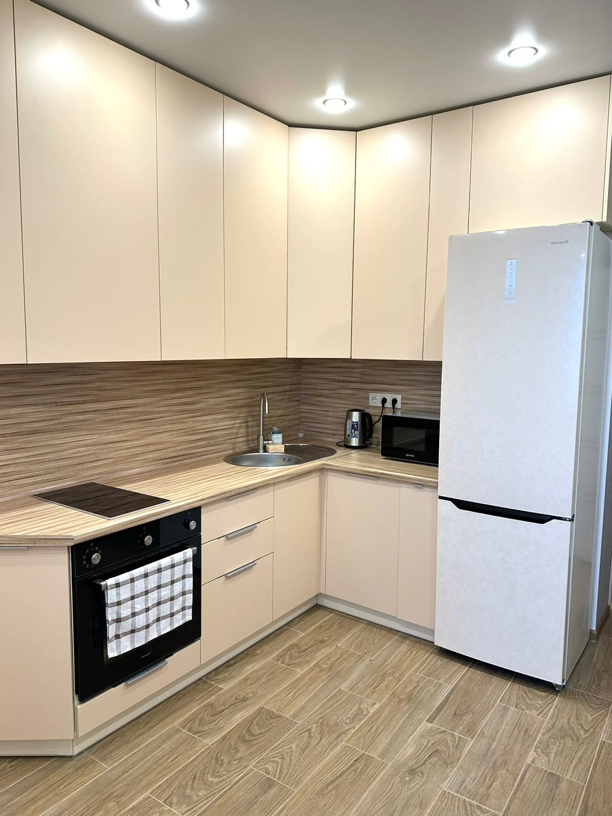 Снять посуточно 1-к квартиру в Солнечногорске у Сенежа (Крупской 1) 11