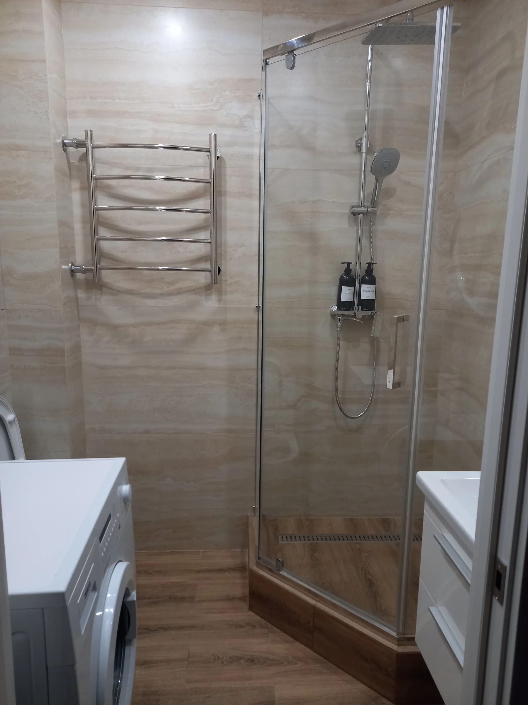 Снять современную студию во Владимире у Юридического института посуточно (Усти-на-Лабе 2) 6