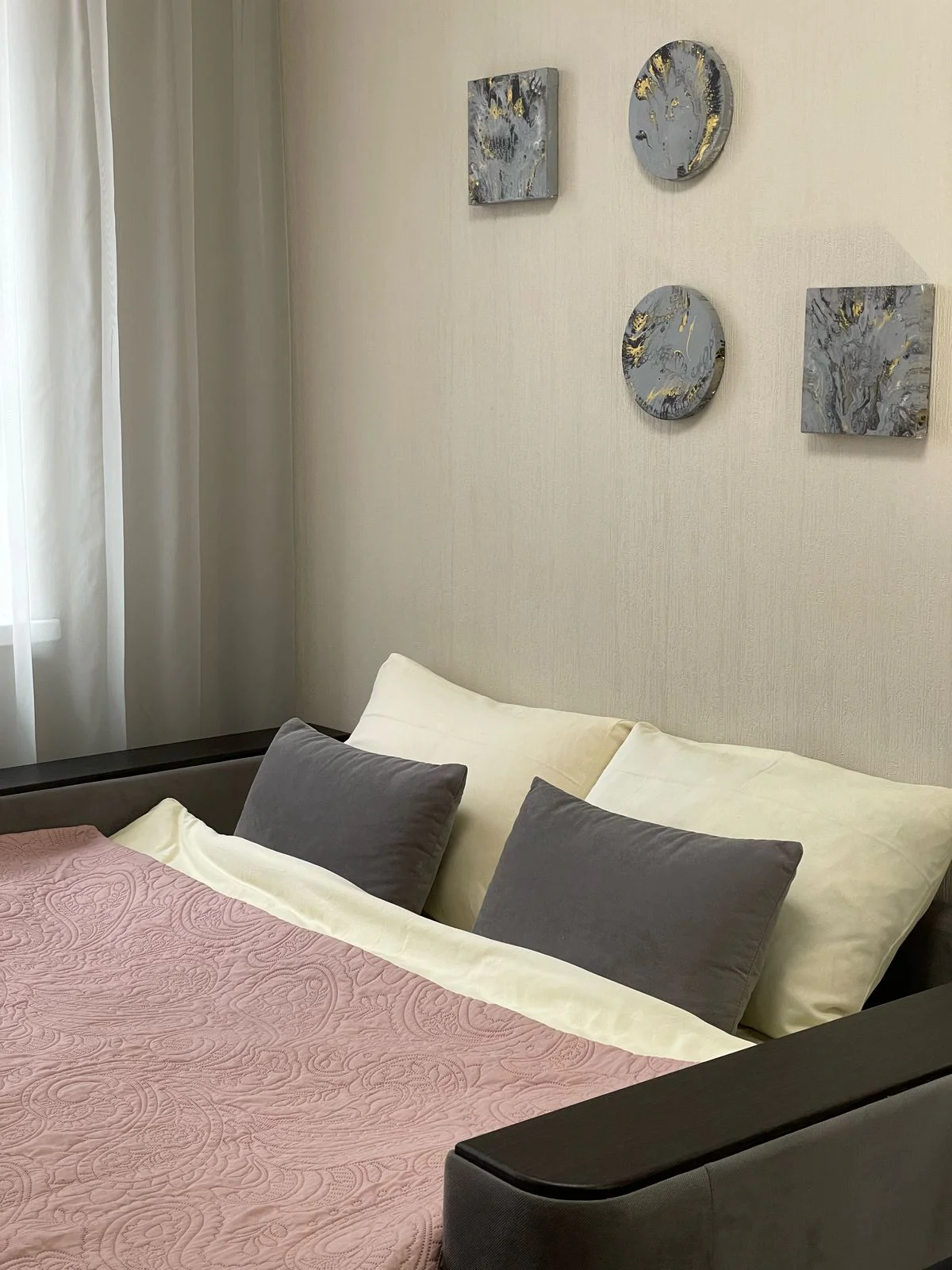 Снять посуточно в Балашихе квартиру студию на Яганова 3