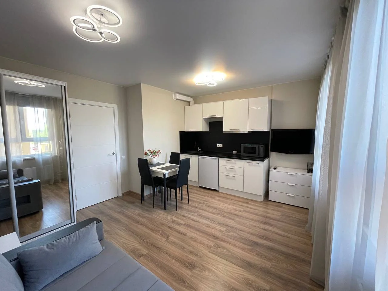 Снять посуточно в Балашихе квартиру студию на Яганова 10