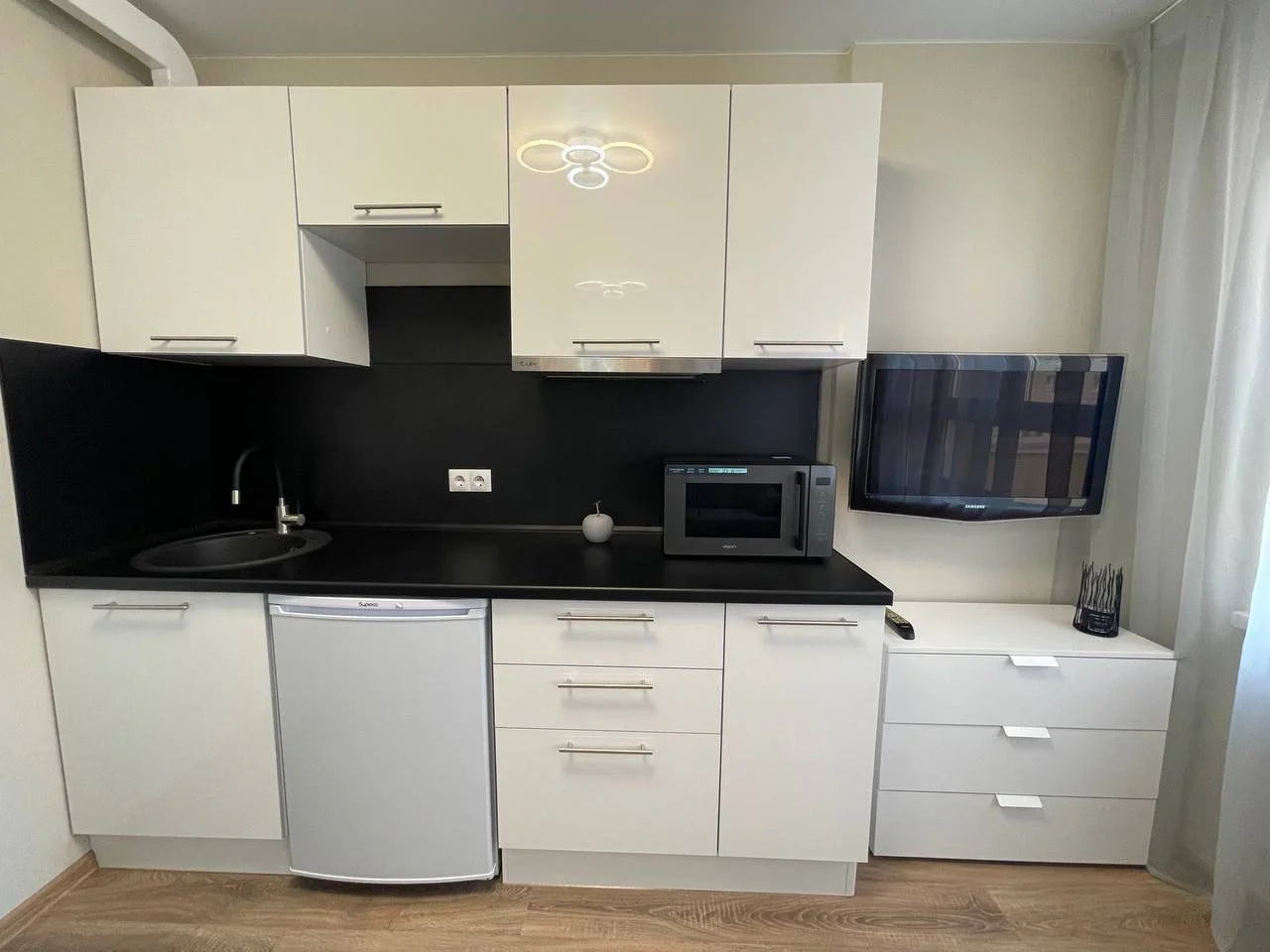 Снять посуточно в Балашихе квартиру студию на Яганова 11