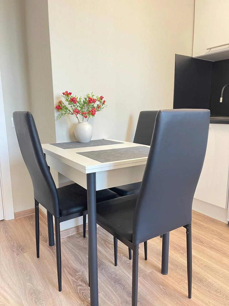 Снять посуточно в Балашихе квартиру студию на Яганова 17