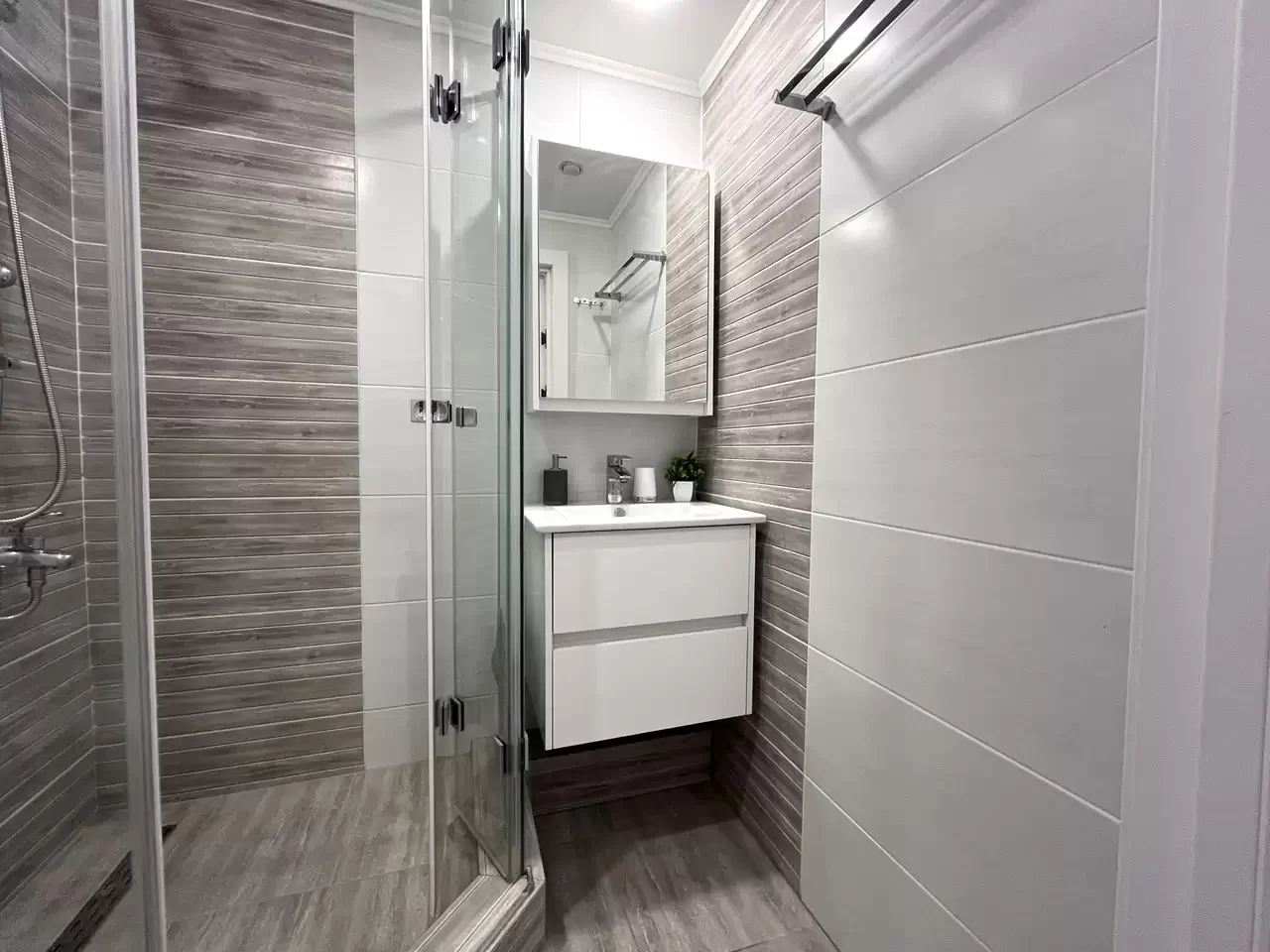 Снять 2 к. квартиру в Балашихе, метро Щелковская 17