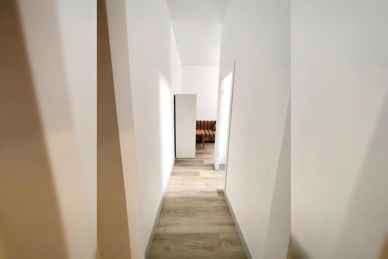 1-комн. квартира посуточно, 28 м2, этаж 1 из 2 5