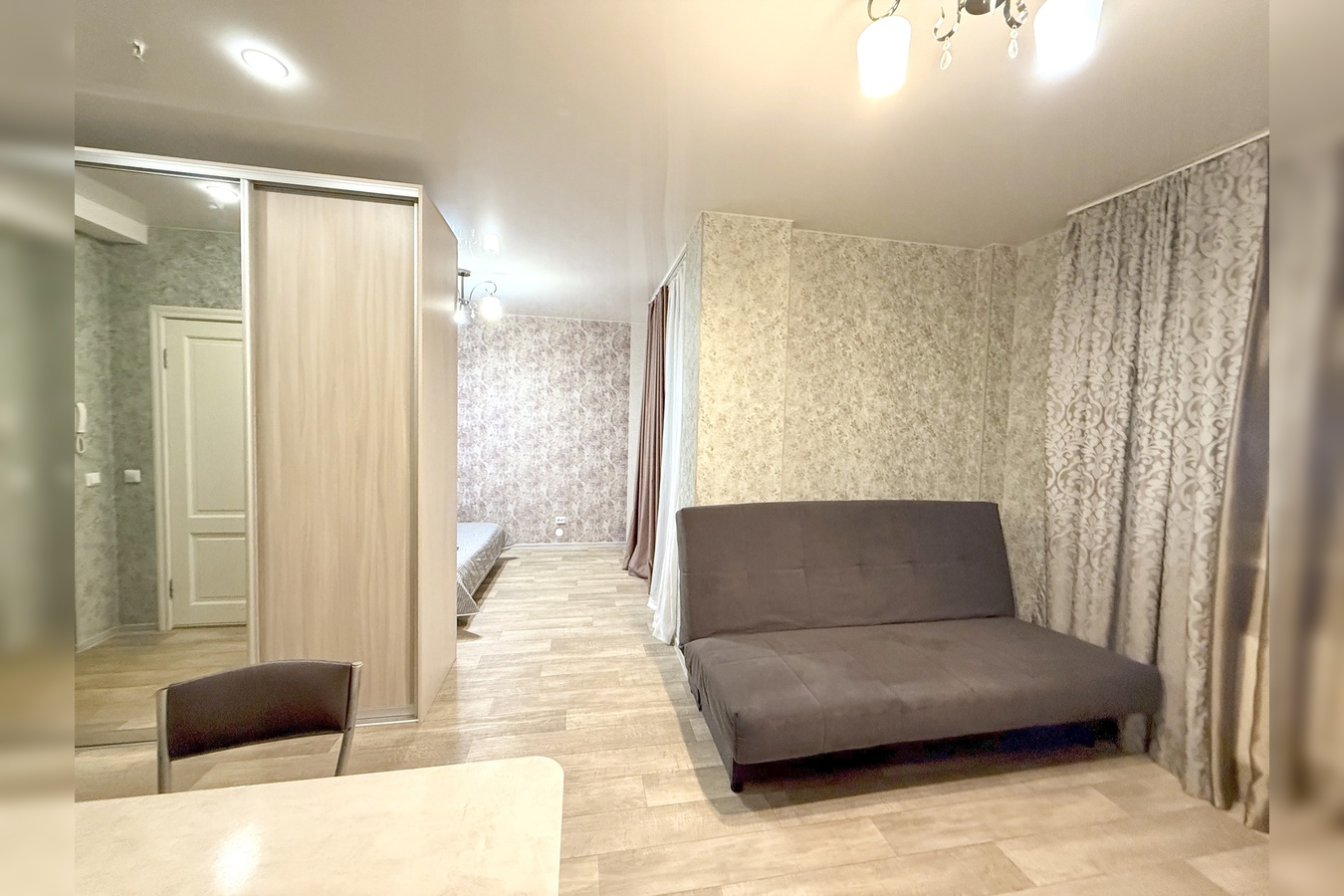 квартира посуточно Екатеринбург Геологическая — 1-комнатная, Собор А.Невского 14