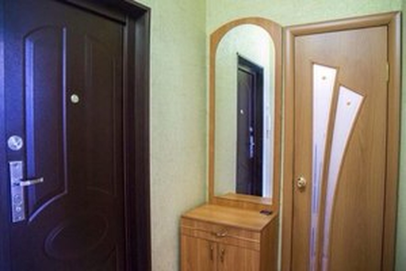 снять квартиру на сутки Екатеринбург — 1-комнатная, Таганский ряд 5