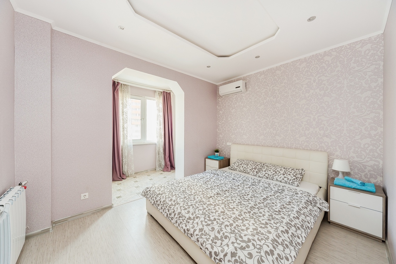 2-комн. квартира посуточно, 45 м2, этаж 6 из 20+ 15