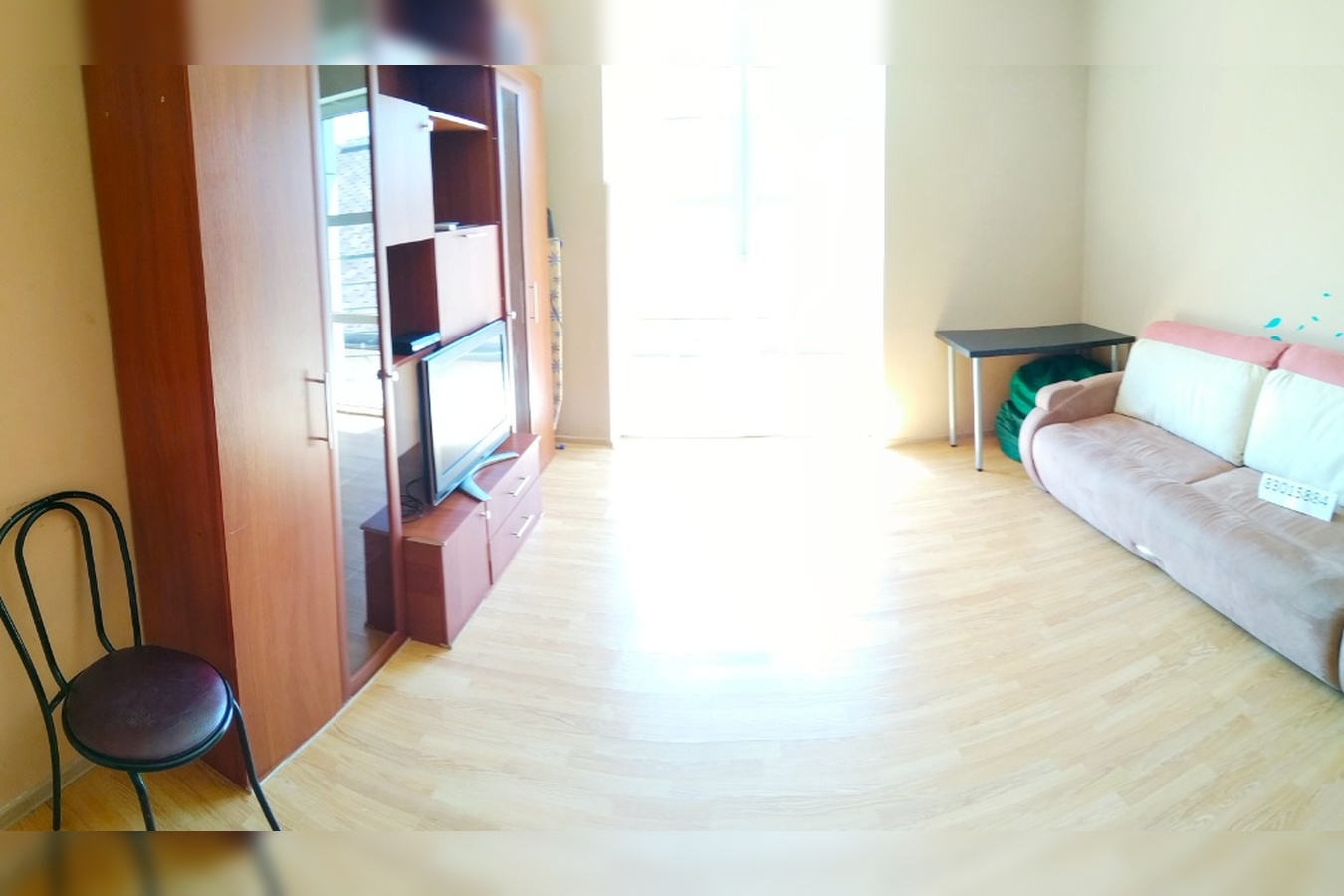 3-комн. квартира посуточно, 77 м2, этаж 2 из 4 2