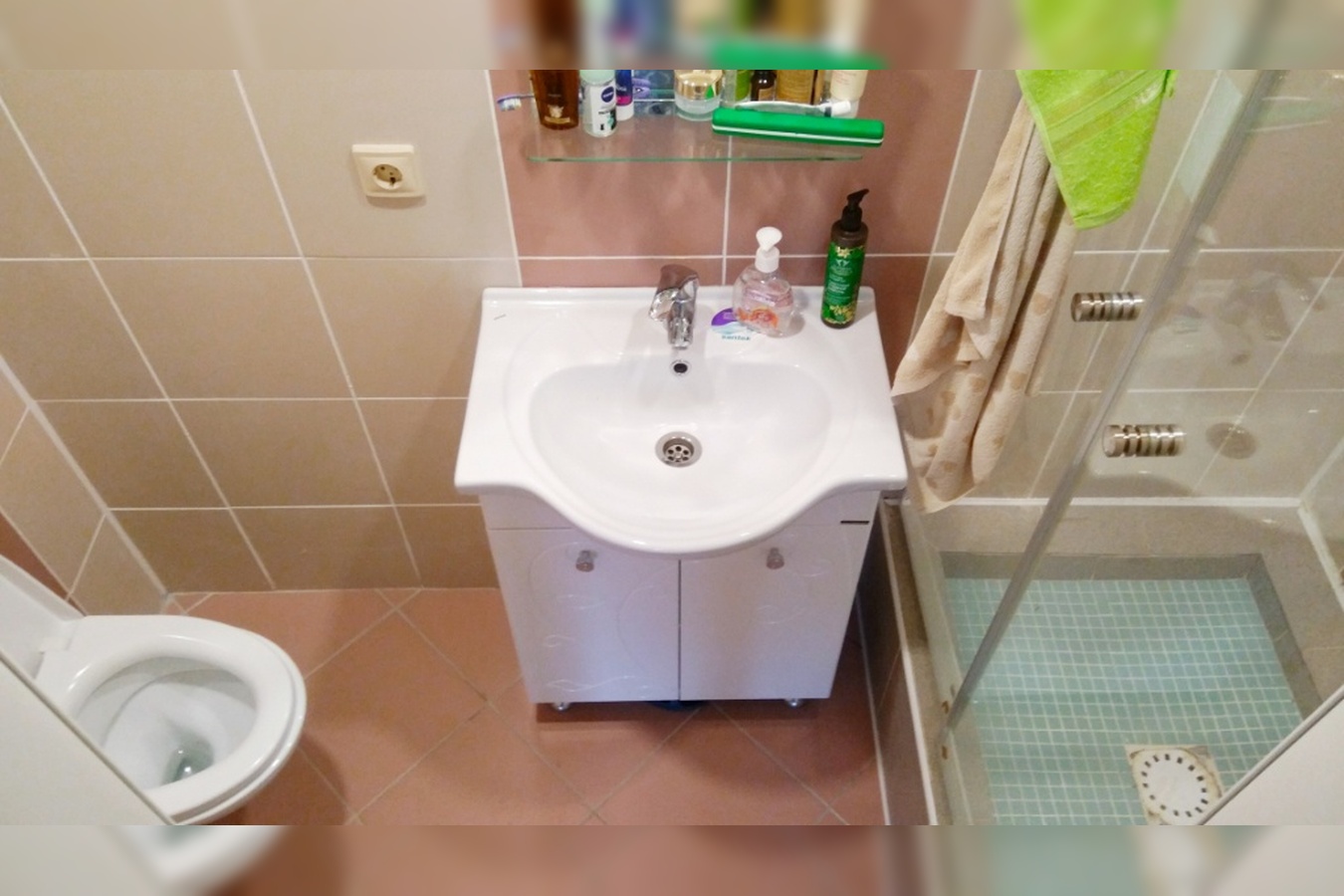 3-комн. квартира посуточно, 77 м2, этаж 2 из 4 11