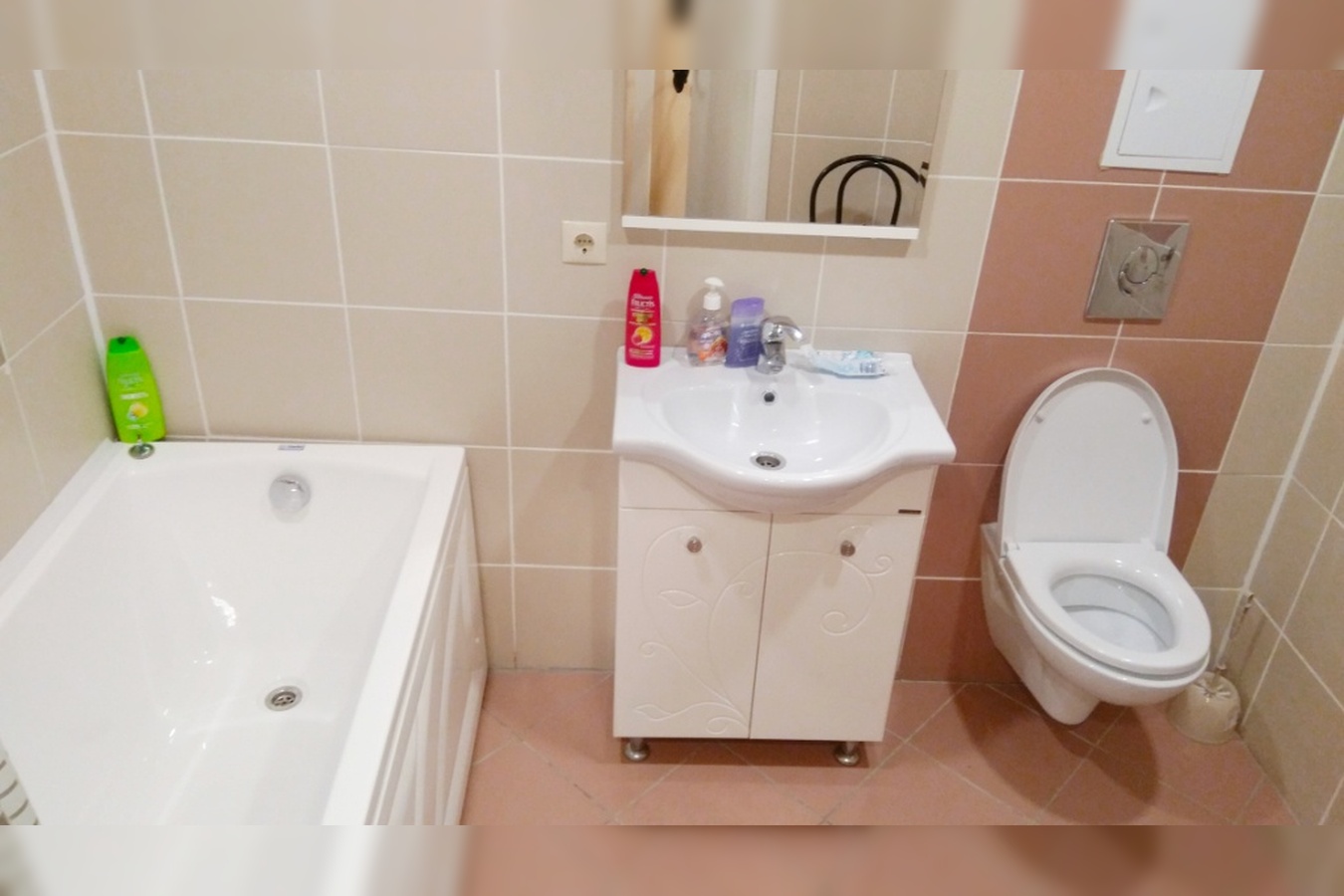 3-комн. квартира посуточно, 77 м2, этаж 2 из 4 13
