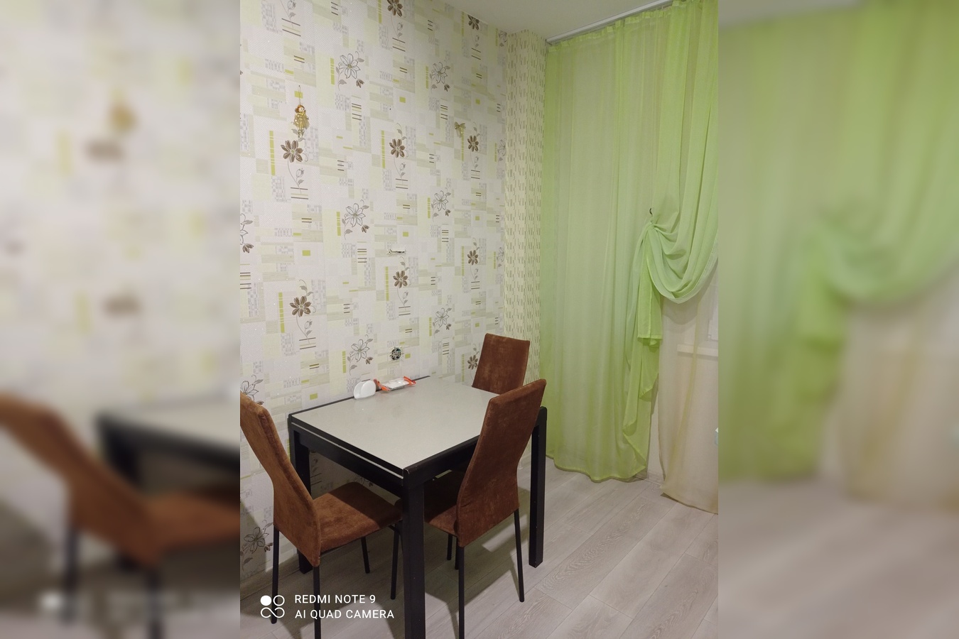 квартира посуточно Красноярск Планета ТРЦ — 3-комнатная, у Сад Мечты 11