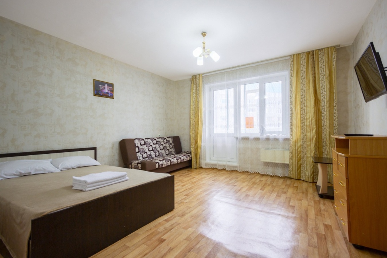 Чистая квартира у Взлётки Плаза