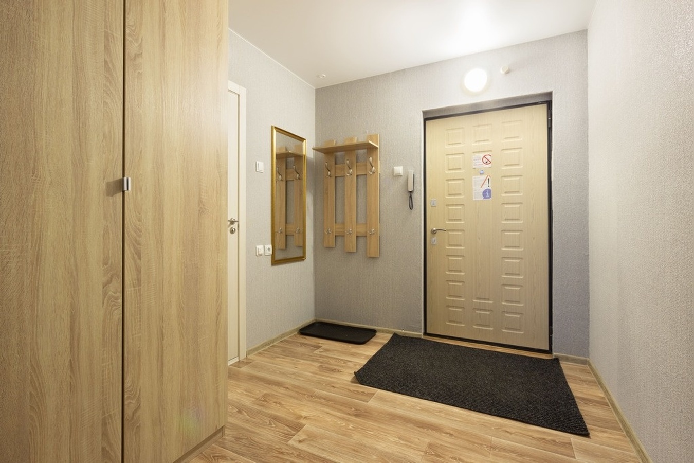 Уютная студия рядом с набережной 6