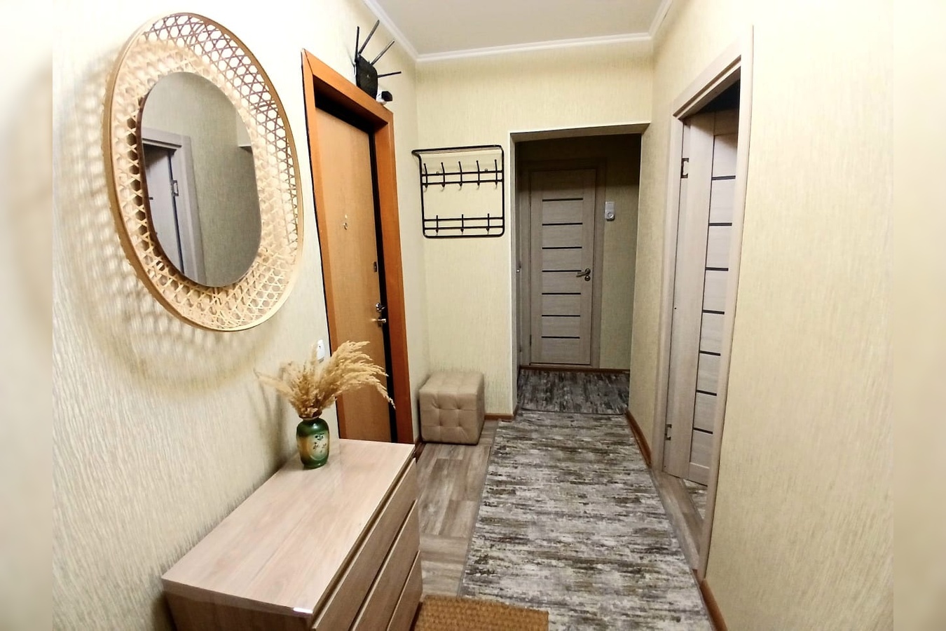 2-комн. квартира посуточно, 56 м2, этаж 10 из 16 5