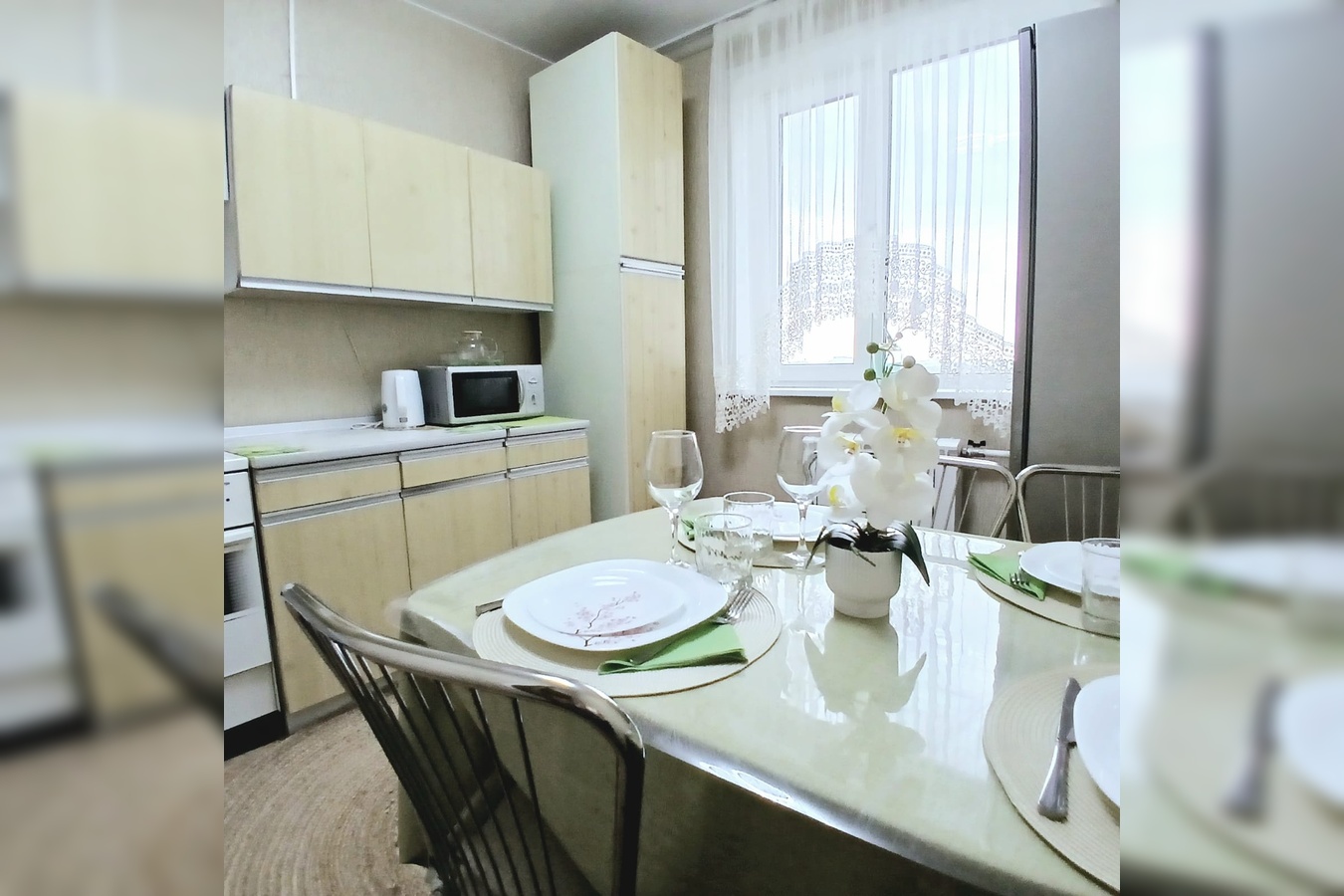 2-комн. квартира посуточно, 56 м2, этаж 10 из 16 7