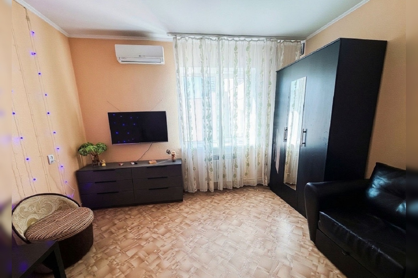 1-комн. квартира посуточно, 33 м2, этаж 8 из 9 6