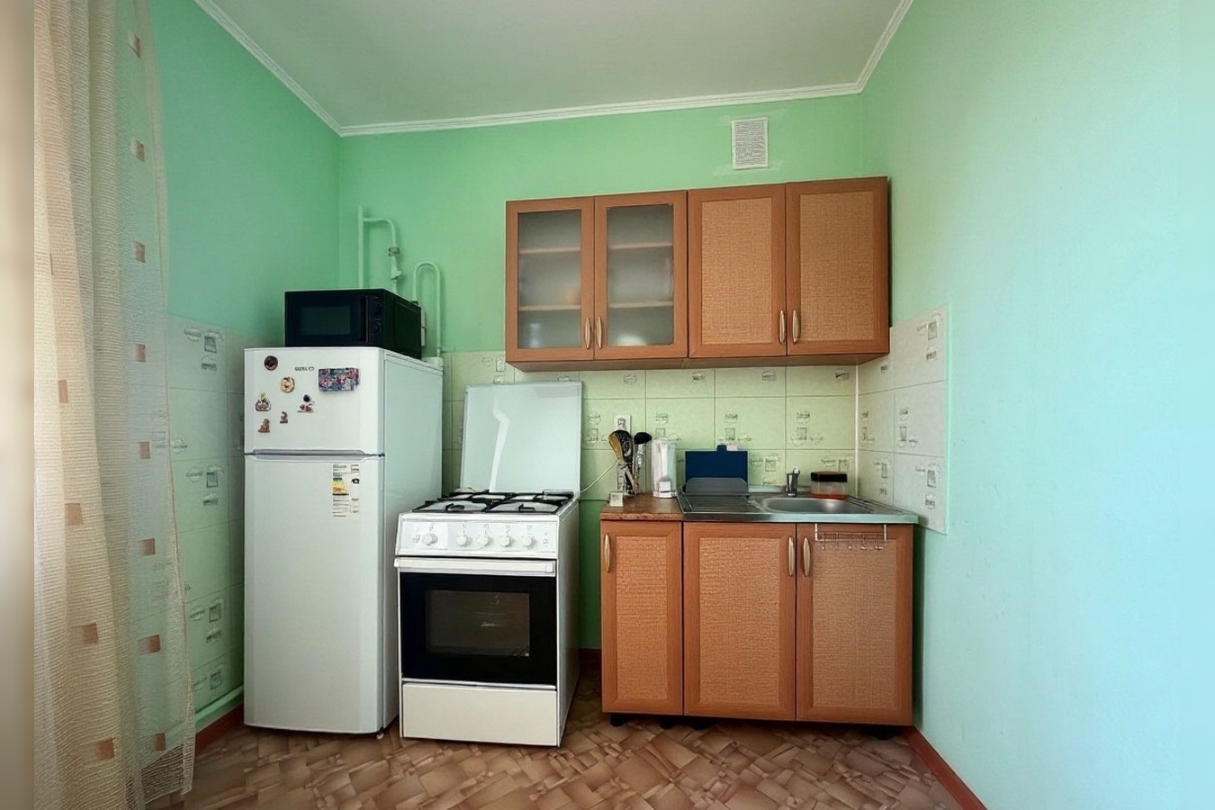 1-комн. квартира посуточно, 33 м2, этаж 8 из 9 12