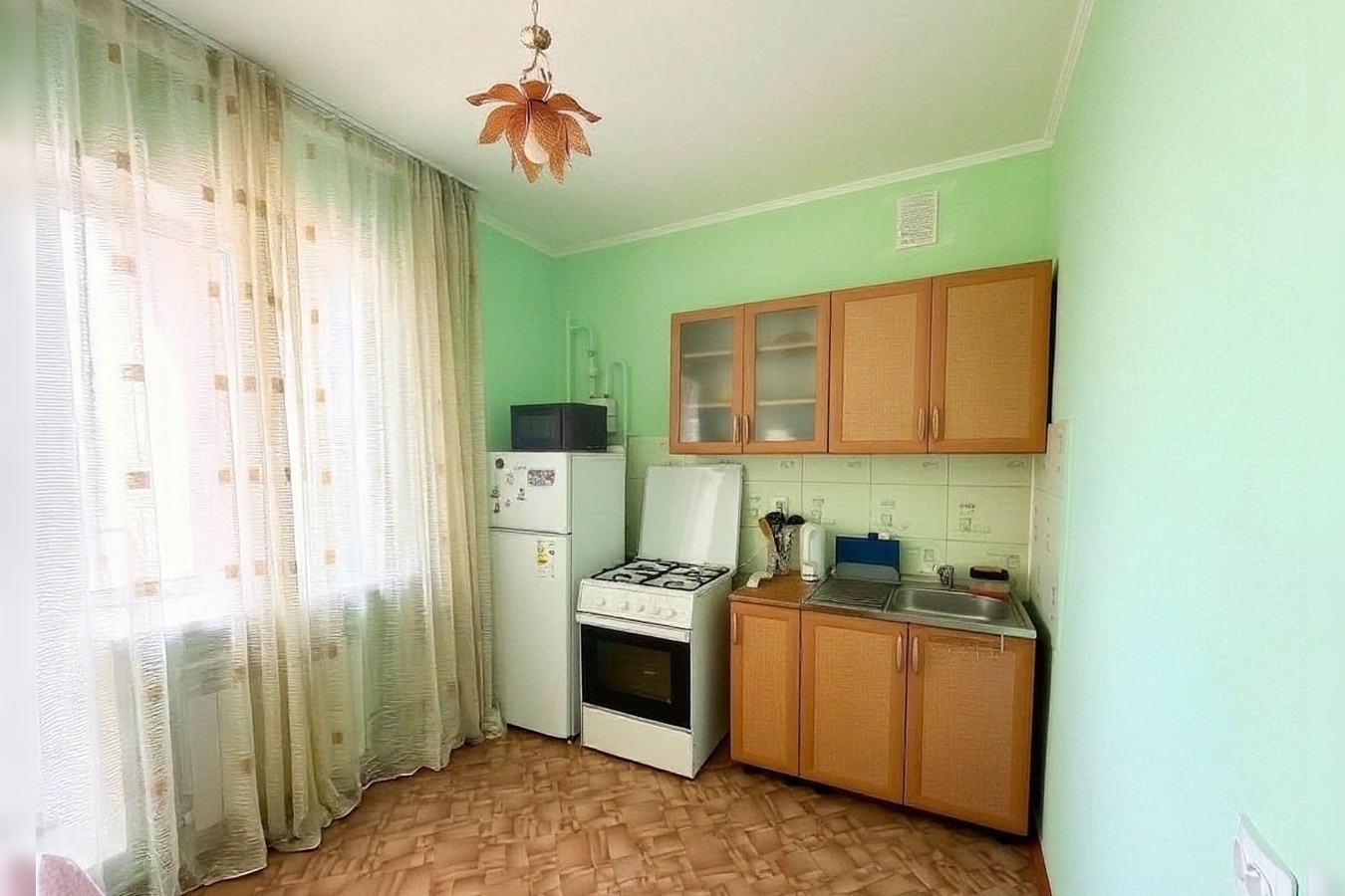 1-комн. квартира посуточно, 33 м2, этаж 8 из 9 15