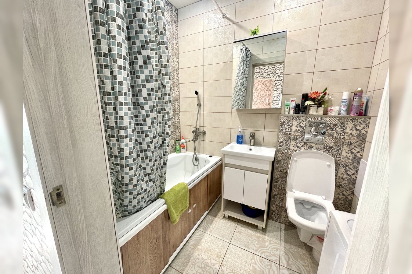 2-комн. квартира посуточно, 35 м2, этаж 2 из 7 2