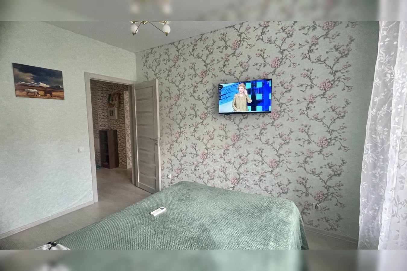 2-комн. квартира посуточно, 35 м2, этаж 2 из 7 6