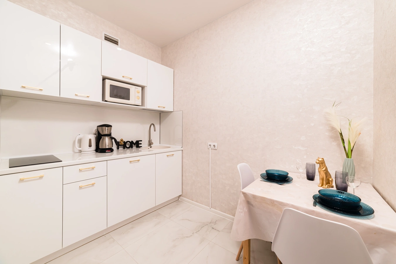 Квартира посуточно — студия в Казани, Ново-Савиновский район, ул. Сибгата Хакима, 46 12
