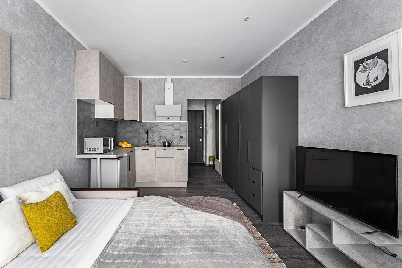 Квартира-студия посуточно в Москве — метро Нижегородская, 19 м², вид на город 4