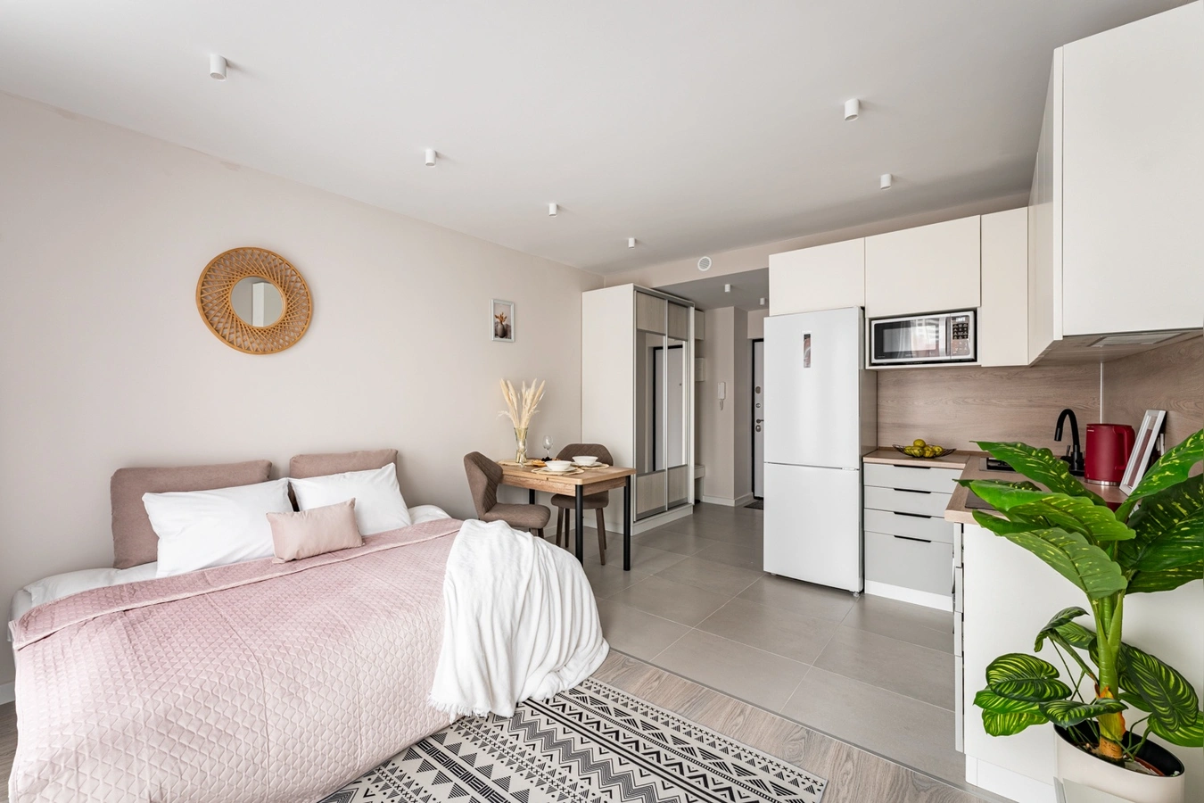 Daily rent in Moscow - City shopping center, new house, elevator and contactless check-in 3